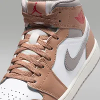Nike Air Jordan 1 Mid чоловічі Кросівки колір коричневий