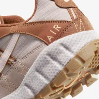 Nike x Future Movement Air Humara чоловічі Кросівки колір коричневий
