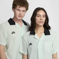 Nike SB Short-Sleeve Button-Up Skate Bowler Shirt колір зелений
