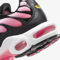 Nike Air Max Plus жіноча Кросівки колір чорний