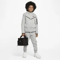 Nike Futura Sportswear Lunch Tote Lunch сумка (6.75L) цвет черный