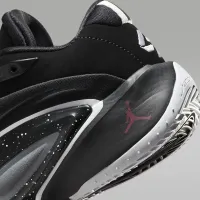 Nike Luka 3 