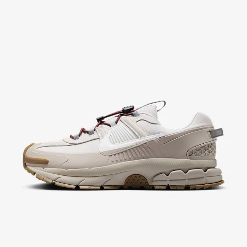 Nike Zoom Vomero Roam чоловічі Winterized Кросівки колір сірий
