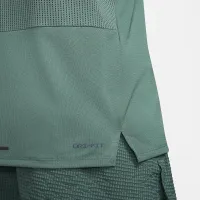 Nike Rise 365 Running Division чоловічі Dri-FIT Running Tank Top колір зелений
