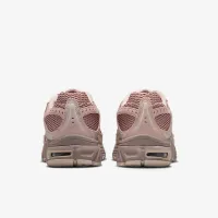 Nike Air Max Moto 2K жіноча Кросівки колір коричневий