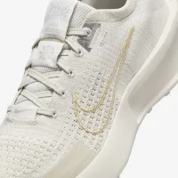 Nike Interact Run женская Road Running Кроссовки цвет серый