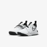 Nike Team Hustle D 11 Little детские Кроссовки цвет белый