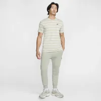 Nike Sportswear чоловічі Striped футболка колір зелений