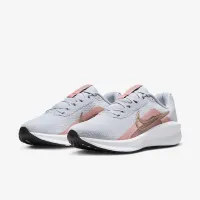 Nike Downshifter 13 жіноча Road Running Кросівки колір білий