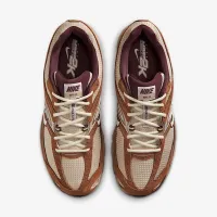 Nike Air Max Moto 2K чоловічі Кросівки колір коричневий