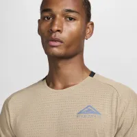 Nike Trail Solar Chase мужские Dri-FIT Short-Sleeve Running Top цвет коричневый