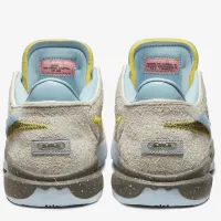 Nike LeBron XX баскетбольні Кросівки колір коричневий