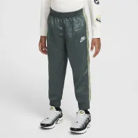 Nike Dri-FIT Sportswear Textuцвет красный Club Little детские 2-Piece Tricot набор цвет зеленый