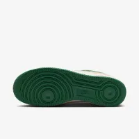 Nike Air Force 1 '07 LV8 чоловічі Кросівки колір коричневий