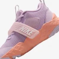 Nike Team Hustle D 12 Little дитячі Кросівки колір фіолетовий
