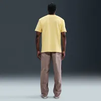 Nike Sportswear Premium Essentials чоловічі футболка Yellow