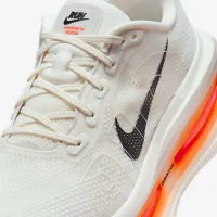 Nike Vomero Premium Road Running Кросівки колір білий