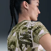 Nike Sportswear жіноча Slim футболка колір зелений