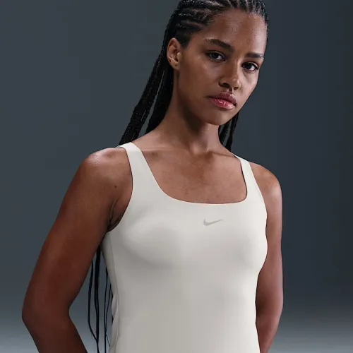 Nike Form женская Tank Top цвет коричневый