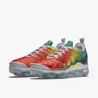Nike Air VaporMax Plus чоловічі Кросівки колір білий