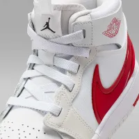Nike Jordan 1 Mid RM EasyOn Little детские Кроссовки цвет белый
