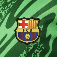 FC Barcelona 2024 Stadium Goalkeeper Big детские Nike Dri-FIT Soccer Replica Jersey цвет зеленый