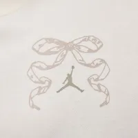 Nike Jordan Brooklyn Fleece женская Crew-Neck Pullover цвет белый