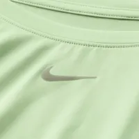 Nike One Classic жіноча Dri-FIT Short-Sleeve Top колір зелений