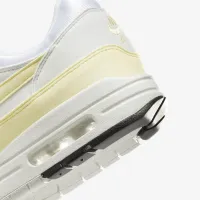 Nike Air Max 1 жіноча Кросівки колір білий