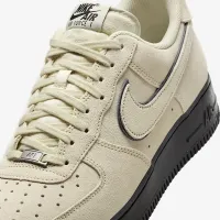 Nike Air Force 1 '07 LV8 чоловічі Кросівки колір коричневий