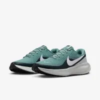 Nike Revolution 8 чоловічі Road Running Кросівки колір зелений