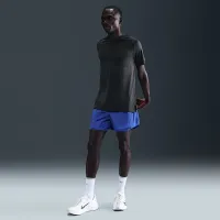 Nike Stride мужские Dri-FIT ADV Short-Sleeve Running Top with Reflective Accents цвет черный