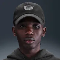 Everyone Watches жіноча Sports™ Nike by TOGETHXR Cap колір чорний