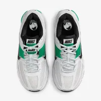 Nike Zoom Vomero 5 женская Кроссовки with Reflective Accents цвет белый