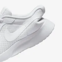 Nike Tanjun EasyOn жіноча Кросівки колір білий