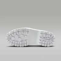 Nike Air Jordan 1 Brooklyn Low жіноча Кросівки колір білий