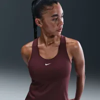 Nike Swoosh жіноча Medium-Support Padded Sports Bra Tank колір червоний