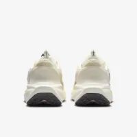 Nike Pegasus EasyOn жіноча Road Running Кросівки колір коричневий