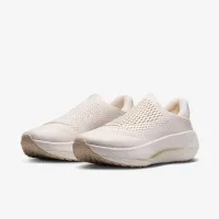 Nike Reina EasyOn женская Кроссовки цвет коричневый