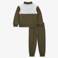 Nike Sportswear Snow Day Graphic набор Baby Dri-FIT Tracksuit цвет зеленый
