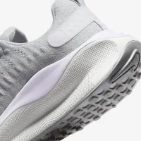 Nike InfinityRN 4 женская Road Running Кроссовки (Extra Wide) цвет серый