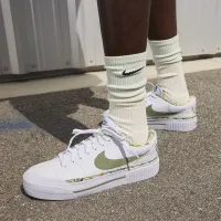 Nike Court Legacy Lift женская Кроссовки цвет белый