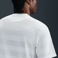 Nike Primary мужские Dri-FIT Short-Sleeve Fitness Top цвет белый