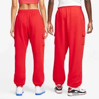 Nike Sportswear Club Fleece жіноча Mid-Rise оверсайз Cargo Sweatpants колір червоний