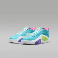 Nike Tatum 2 Big детские баскетбольные Кроссовки цвет зеленый