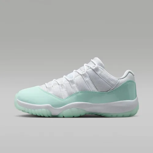 Nike Air Jordan 11 Retro Low 