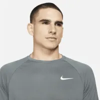 Nike Essential чоловічі Short-Sleeve Hydroguard Swim Shirt колір сірий