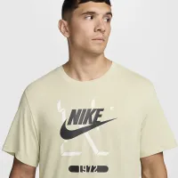 Nike Sportswear мужские футболка цвет зеленый