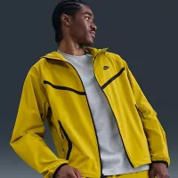 Nike Tech чоловічі Woven Куртка Yellow