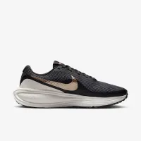 Nike Revolution 8 жіноча Road Running Кросівки (Extra Wide) колір коричневий